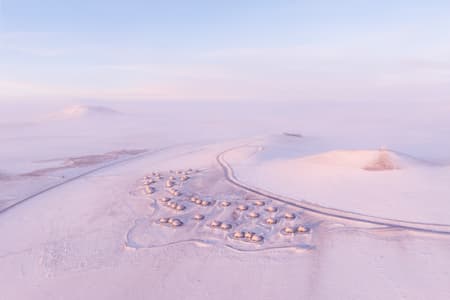 Volcano-In Hotel of Arrivals